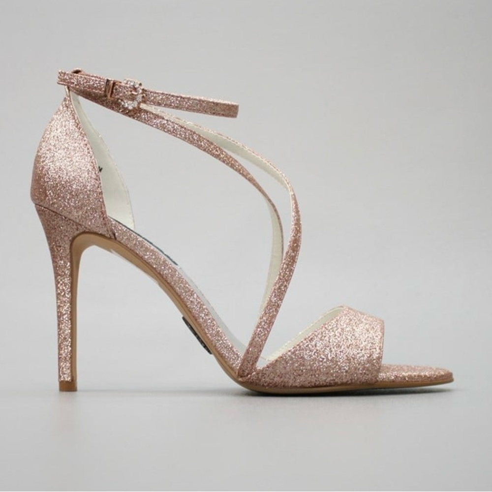 White By Vera Wang Rose Gold Heels - Picture 2 of 10